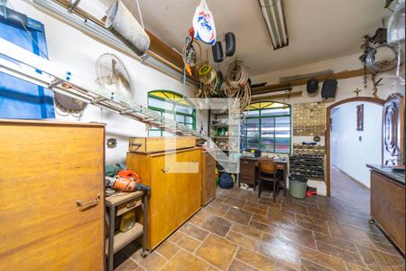 Casa à venda com 900m², 3 quartos e 10 vagasOficina