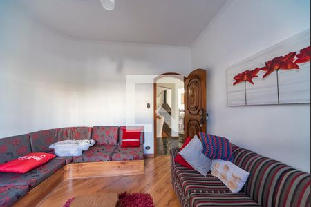 Casa à venda com 900m², 3 quartos e 10 vagasSala de TV