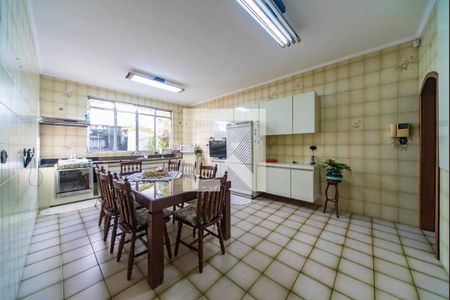 Casa à venda com 900m², 3 quartos e 10 vagasCozinha