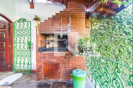 Casa à venda com 900m², 3 quartos e 10 vagasChurrasqueira