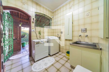 Casa à venda com 900m², 3 quartos e 10 vagasÁrea de Serviço