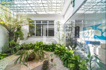 Casa à venda com 900m², 3 quartos e 10 vagasJardim de Inverno