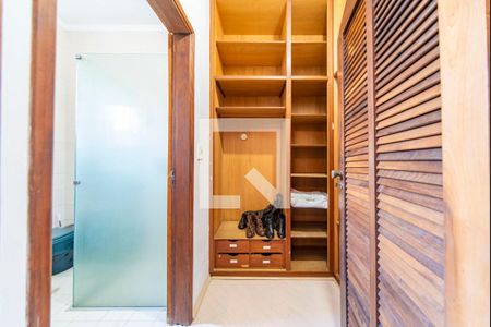 Casa à venda com 900m², 3 quartos e 10 vagasCloset do Quarto 1