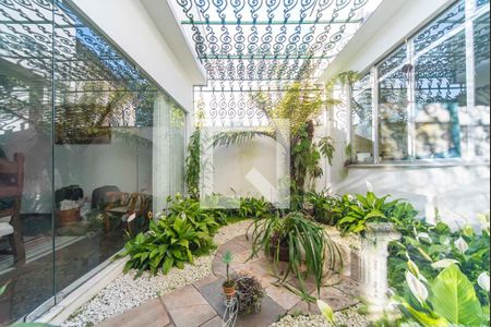 Casa à venda com 900m², 3 quartos e 10 vagasJardim de Inverno