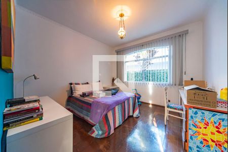 Casa à venda com 900m², 3 quartos e 10 vagasQuarto 2