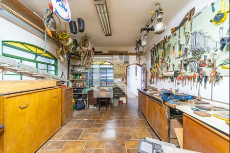 Casa à venda com 900m², 3 quartos e 10 vagasOficina