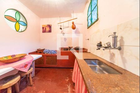 Casa à venda com 900m², 3 quartos e 10 vagasCozinha 2