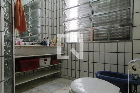 Apartamento para alugar com 300m², 5 quartos e 2 vagasBanheiro da suíte 2