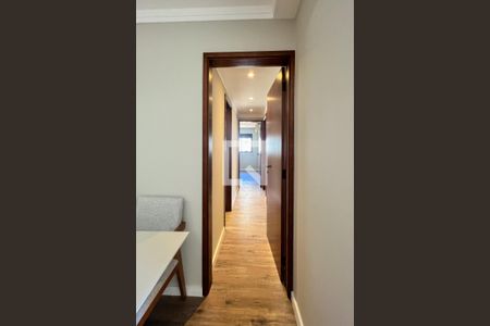 Corredor de apartamento para alugar com 3 quartos, 80m² em Vila Olímpia, São Paulo