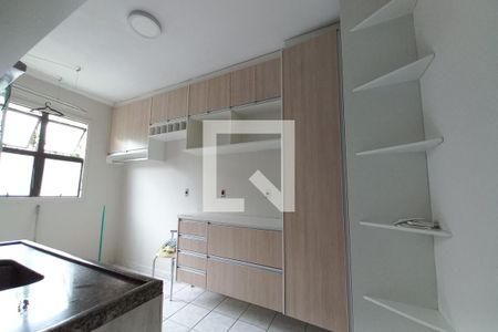Cozinha de apartamento à venda com 2 quartos, 50m² em Cidade Satélite Íris, Campinas