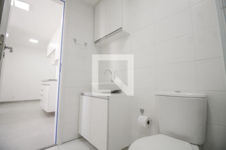 Apartamento para alugar com 38m², 2 quartos e sem vagaBanheiro