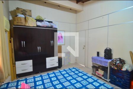 Casa à venda com 256m², 5 quartos e 3 vagasQuarto 4