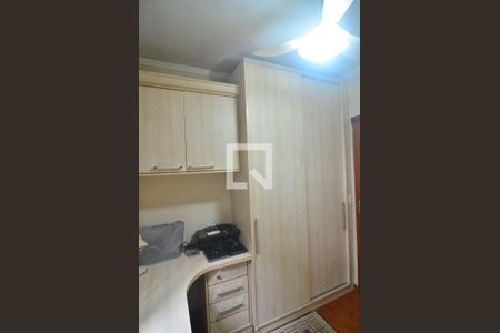 Casa à venda com 256m², 5 quartos e 3 vagasQuarto 2