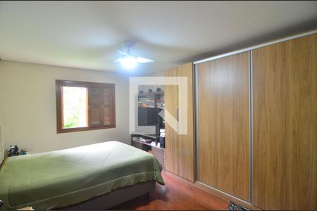 Suíte de casa à venda com 5 quartos, 256m² em Estância Velha, Canoas