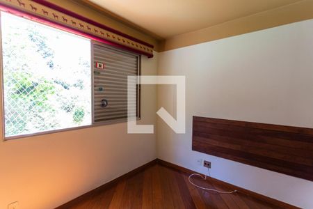 Apartamento à venda com 120m², 4 quartos e 2 vagasQuarto 3