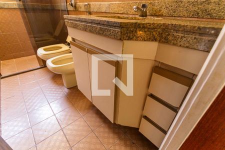 Apartamento à venda com 120m², 4 quartos e 2 vagasArmário do Banheiro Social