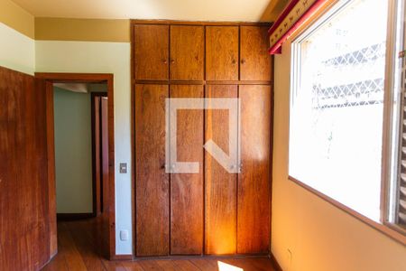 Apartamento à venda com 120m², 4 quartos e 2 vagasArmário do Quarto 3