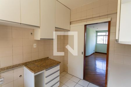 Apartamento à venda com 120m², 4 quartos e 2 vagasCozinha