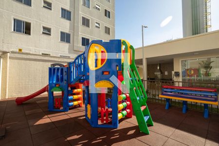 Apartamento para alugar com 39m², 2 quartos e 1 vaga Apartamento para alugar com 39m², 2 quartos e 1 vagaÁrea Comum - Playground