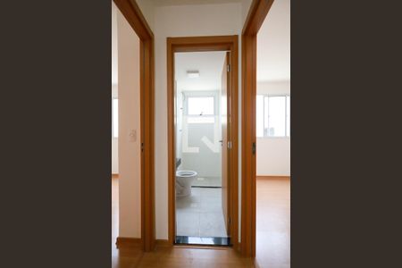 Apartamento para alugar com 39m², 2 quartos e 1 vaga Apartamento para alugar com 39m², 2 quartos e 1 vagaBanheiro