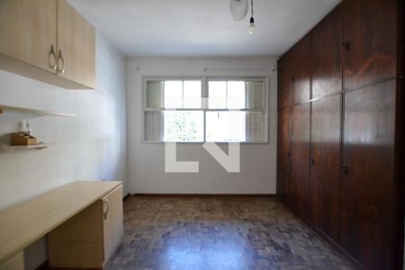 Quarto 1 de apartamento para alugar com 2 quartos, 72m² em Santana, Porto Alegre