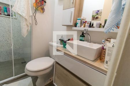 Banheiro de apartamento à venda com 3 quartos, 62m² em Vila Lageado, São Paulo