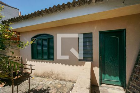 Casa à venda com 143m², 3 quartos e 3 vagasQuarto de serviço