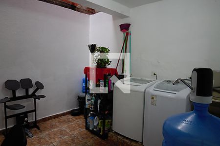 Casa à venda com 65m², 2 quartos e 1 vagaÁrea de Serviço