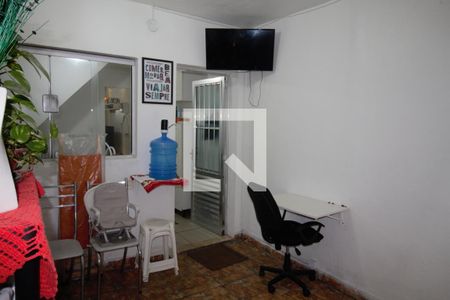 Casa à venda com 65m², 2 quartos e 1 vagaÁrea de Serviço