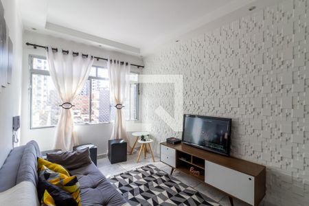 Sala de apartamento para alugar com 1 quarto, 51m² em Vila Tupi, Praia Grande