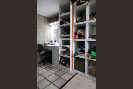 Casa de condomínio para alugar com 140m², 4 quartos e 3 vagas Casa de condomínio para alugar com 140m², 4 quartos e 3 vagasSuíte 2