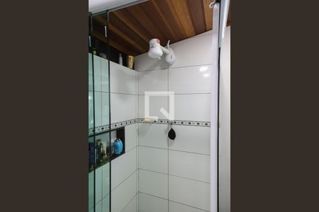 Casa de condomínio para alugar com 140m², 4 quartos e 3 vagas Casa de condomínio para alugar com 140m², 4 quartos e 3 vagasBanheiro da suíte 2