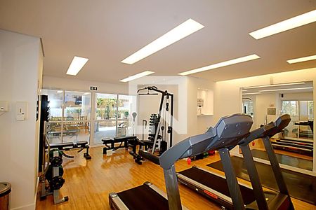 Apartamento para alugar com 110m², 3 quartos e 2 vagas Apartamento para alugar com 110m², 3 quartos e 2 vagasÁrea comum - Academia