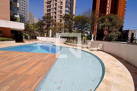 Apartamento para alugar com 110m², 3 quartos e 2 vagas Apartamento para alugar com 110m², 3 quartos e 2 vagasÁrea comum - Piscina