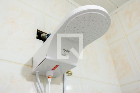 Detalhe Chuveiro de casa para alugar com 1 quarto, 60m² em Vila Prudente, São Paulo