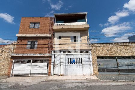 Casa para alugar com 100m², 2 quartos e 1 vagaFachada