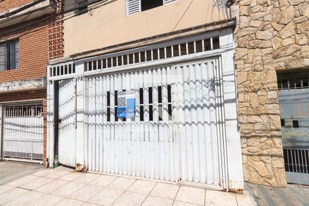 Casa para alugar com 100m², 2 quartos e 1 vagaFachada