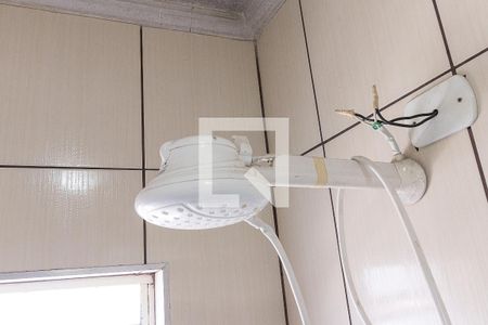 Casa para alugar com 100m², 2 quartos e 1 vagaChuveiro