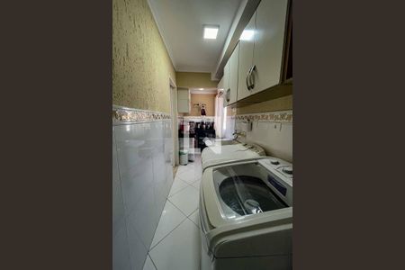 Apartamento à venda com 89m², 3 quartos e 1 vagaÁrea de Serviço