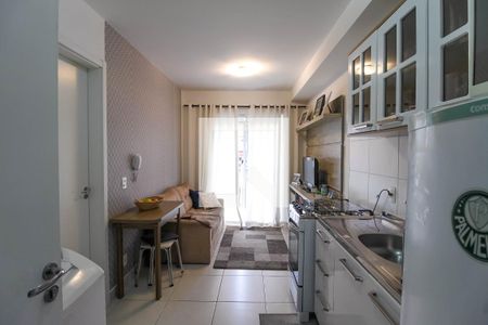 Sala/Cozinha de apartamento para alugar com 1 quarto, 28m² em Vila Alpina, São Paulo