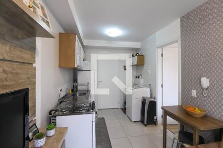 Sala/Cozinha de apartamento para alugar com 1 quarto, 28m² em Vila Alpina, São Paulo