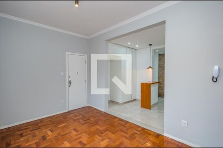 Sala de apartamento para alugar com 3 quartos, 97m² em Nova Suíça, Belo Horizonte