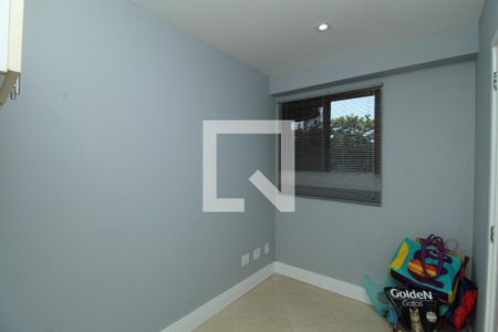 Apartamento à venda com 75m², 2 quartos e 2 vagasQuarto de Serviço