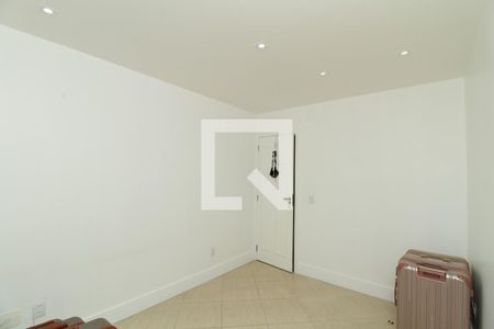 Quarto de apartamento à venda com 2 quartos, 75m² em Recreio dos Bandeirantes, Rio de Janeiro