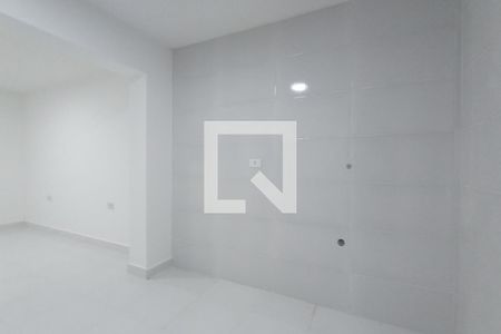 Casa para alugar com 101m², 2 quartos e 2 vagasCozinha