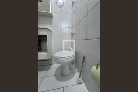 Casa para alugar com 101m², 2 quartos e 2 vagasBanheiro 1