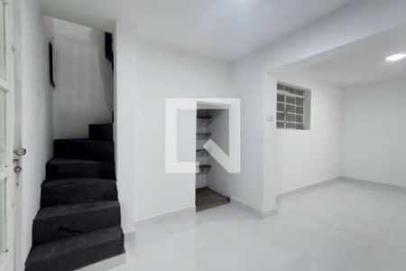 Casa para alugar com 101m², 2 quartos e 2 vagasCozinha