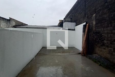 Casa para alugar com 101m², 2 quartos e 2 vagasQuintal