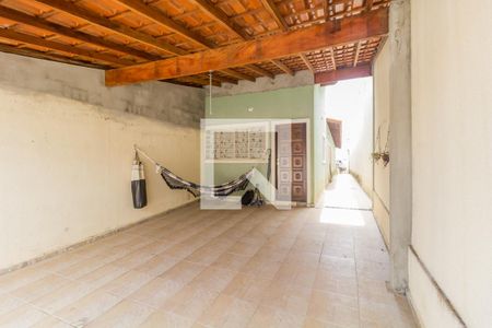 Garagem de casa para alugar com 3 quartos, 80m² em Vila Mogi Moderno, Mogi das Cruzes