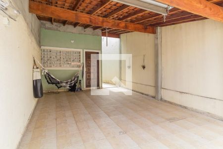 Casa para alugar com 80m², 3 quartos e 4 vagasGaragem
